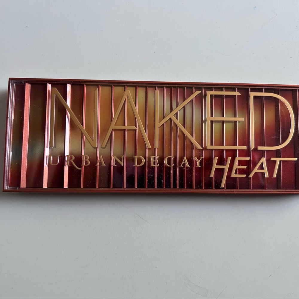 Urban Decay Naked Heat Palette with Warm Shades